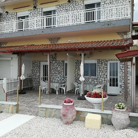 George Aparthotel Leptokaryá