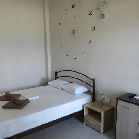 George Studios 3*