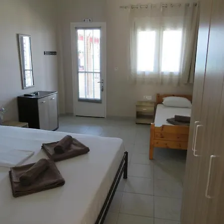 George Studios 3*